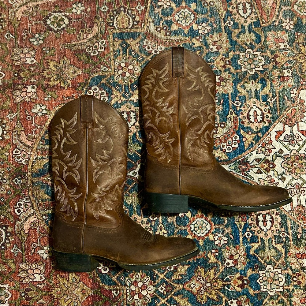 Ariat Heritage R Toe Western Boot (Men’s 9.5D)